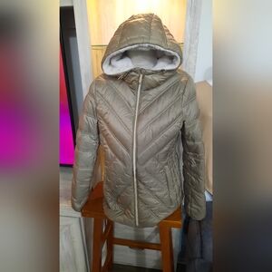 Michael kors Nylon Packable Hooded Jacket sz M used like new